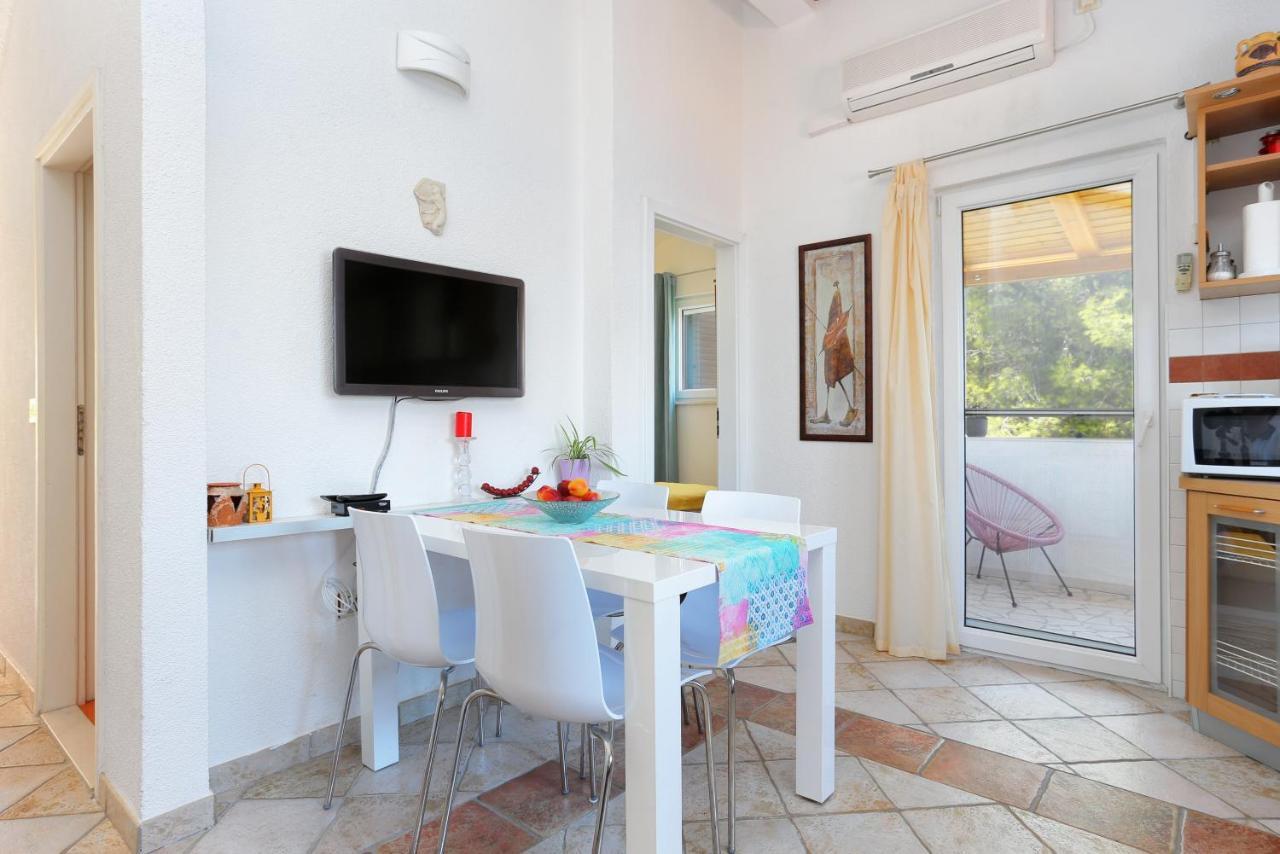 Apartments By The Sea Okrug Donji, Ciovo - 12502 Okrug Gornji Exterior foto