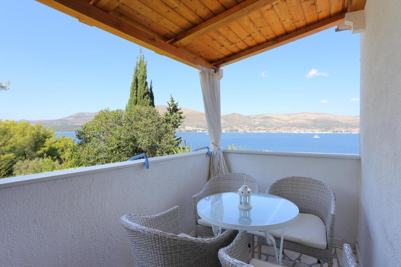 Apartments By The Sea Okrug Donji, Ciovo - 12502 Okrug Gornji Exterior foto