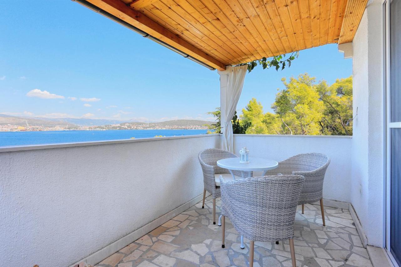 Apartments By The Sea Okrug Donji, Ciovo - 12502 Okrug Gornji Exterior foto